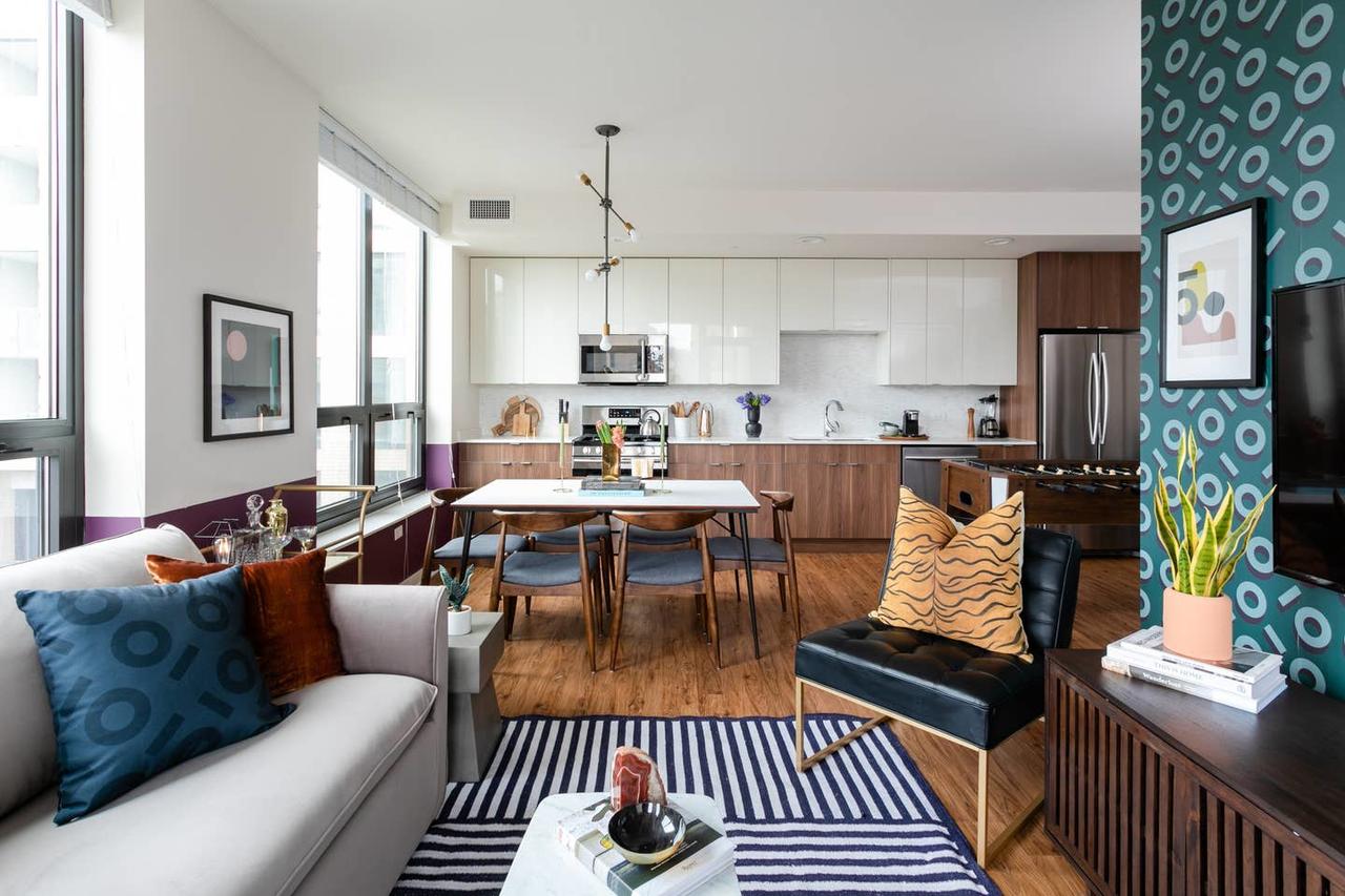Domio I River North I Vibrant 2BR Apt - thumb 12