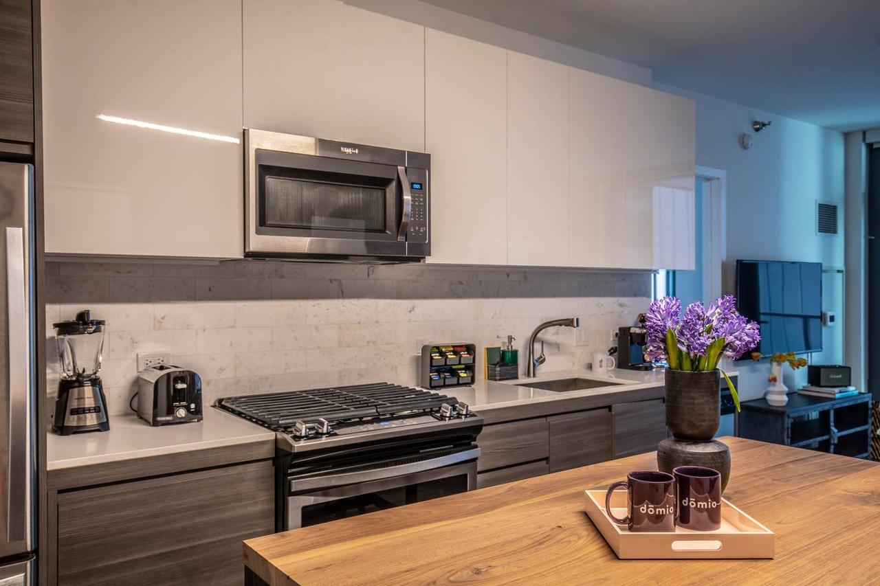 Work Ready 1 BR Apt Steps From Loop By Domio - thumb 13