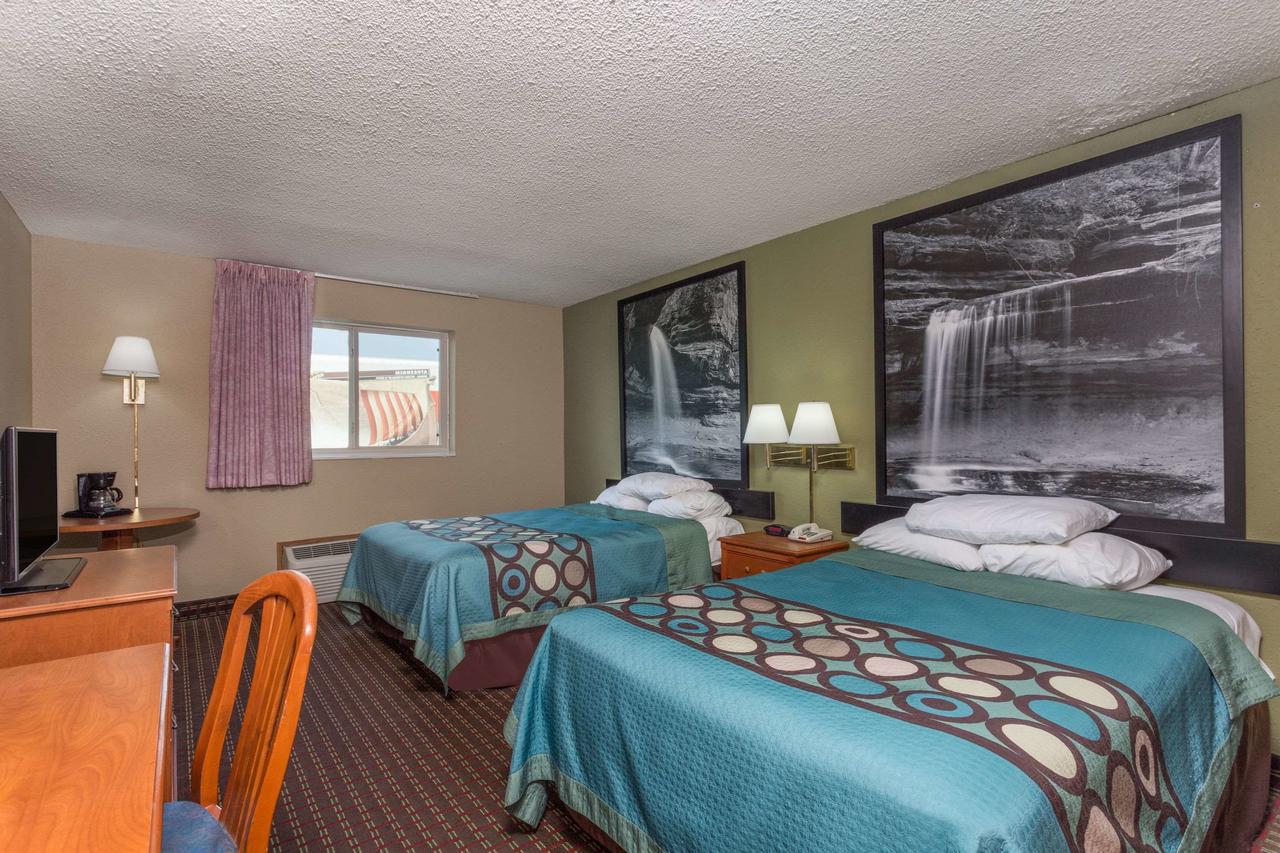 Super 8 By Wyndham Mendota - thumb 1