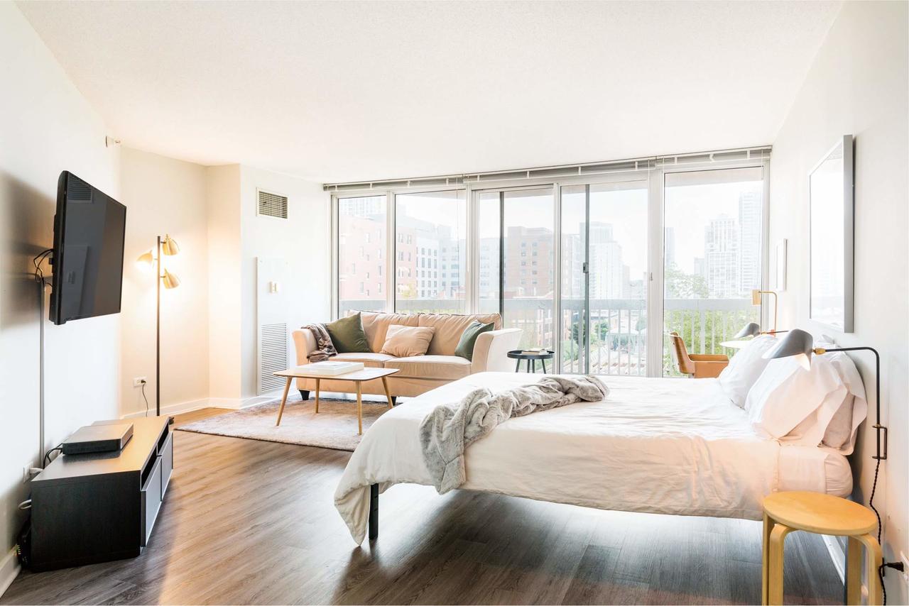 River North Luxury Suite No.1 By Zencity - thumb 2