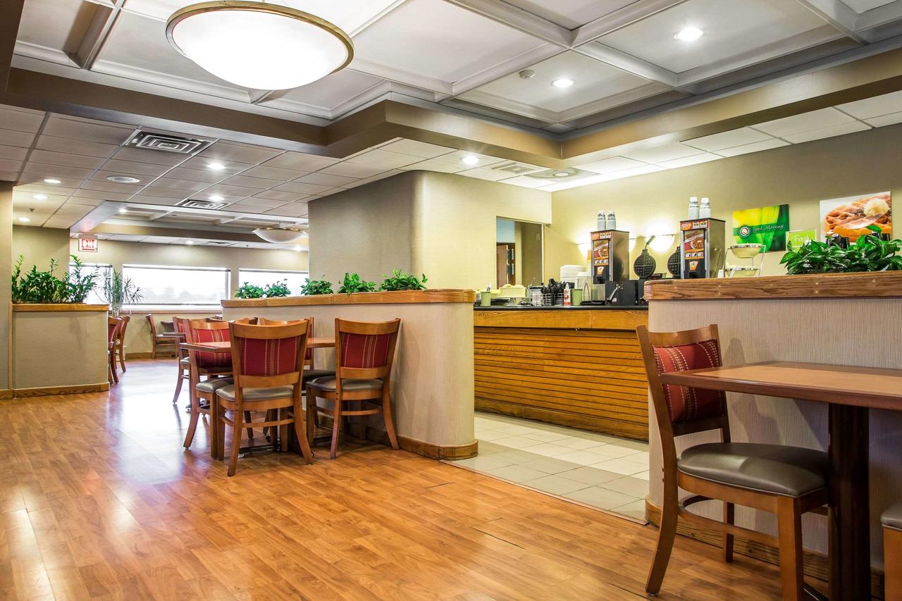Quality Inn Midway Airport - thumb 5