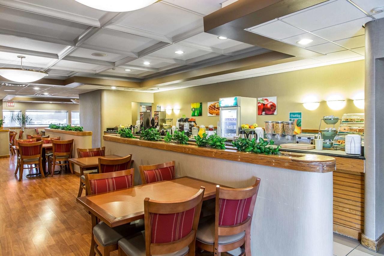 Quality Inn Midway Airport - thumb 7