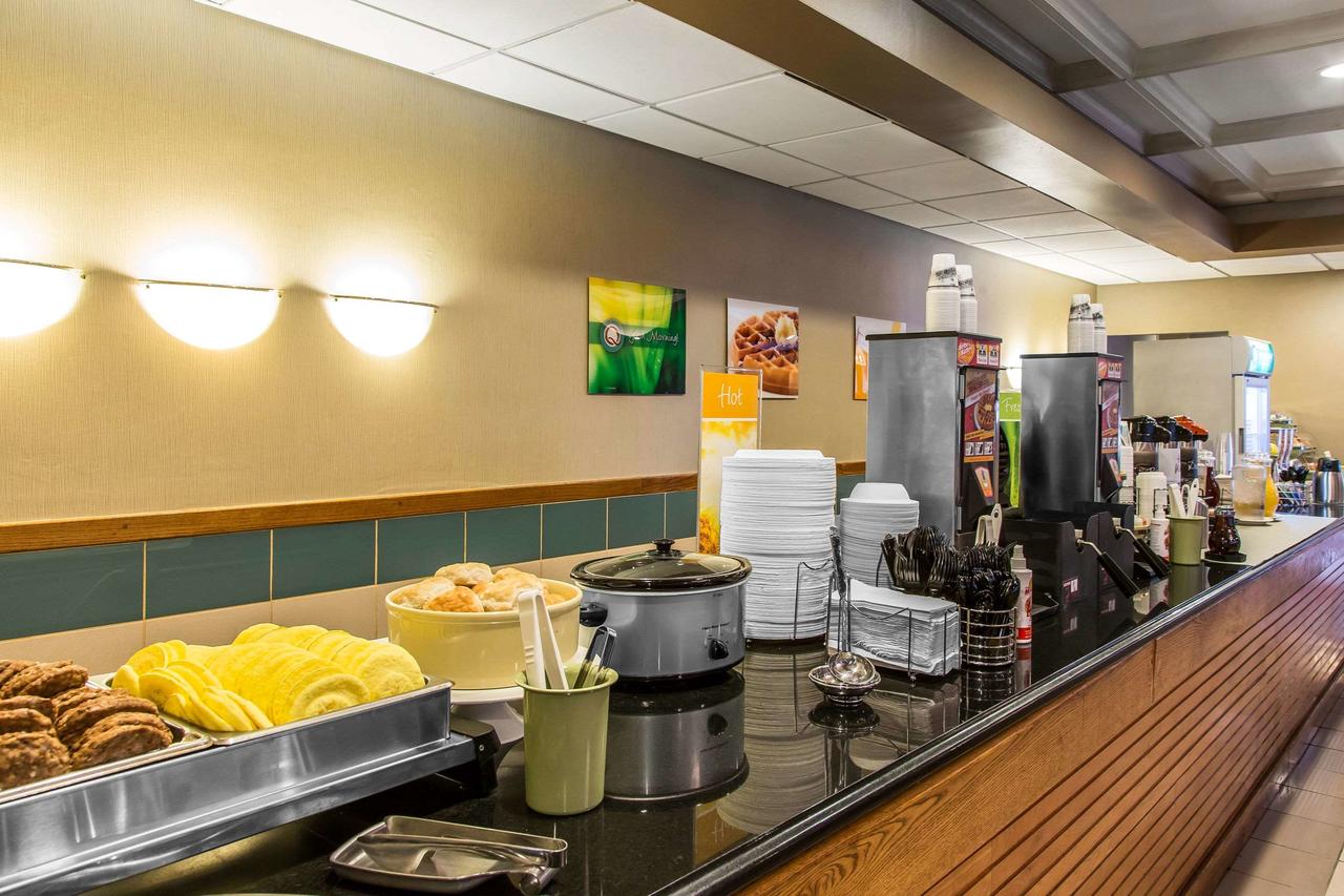 Quality Inn Midway Airport - thumb 20