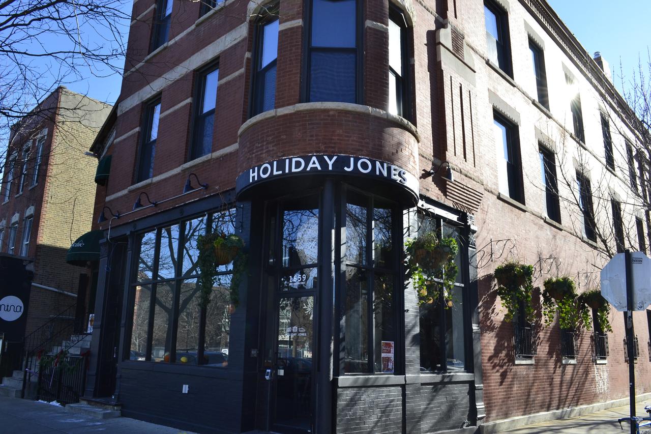 Holiday Jones - thumb 1