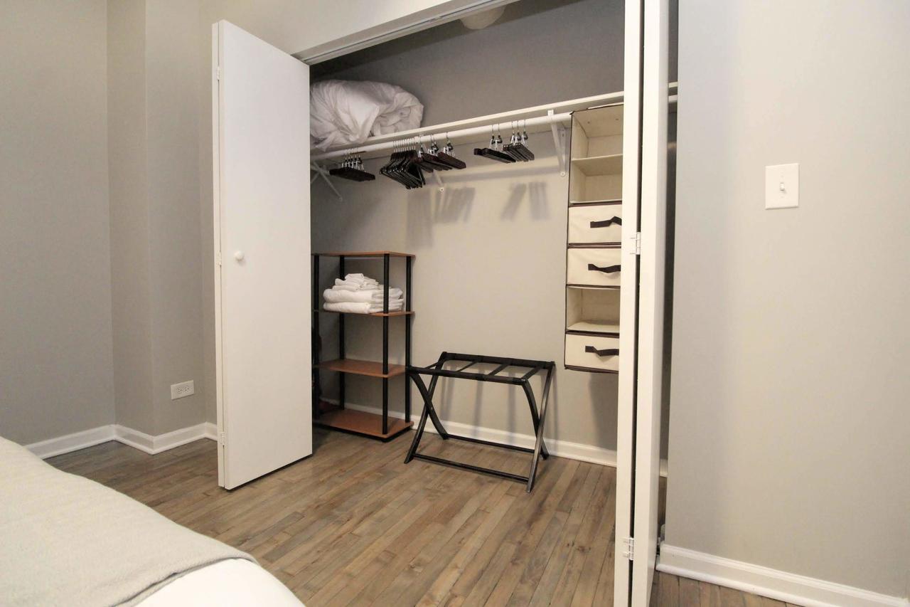 Wicker Park 2BR Loft No.1 - thumb 7