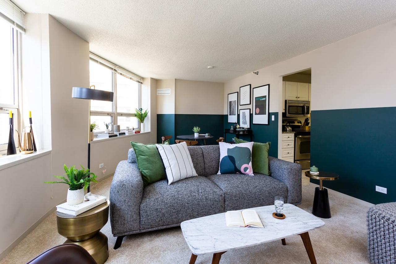 Sleek 2 BR/2BA Apt On Mag Mile By Domio - thumb 12