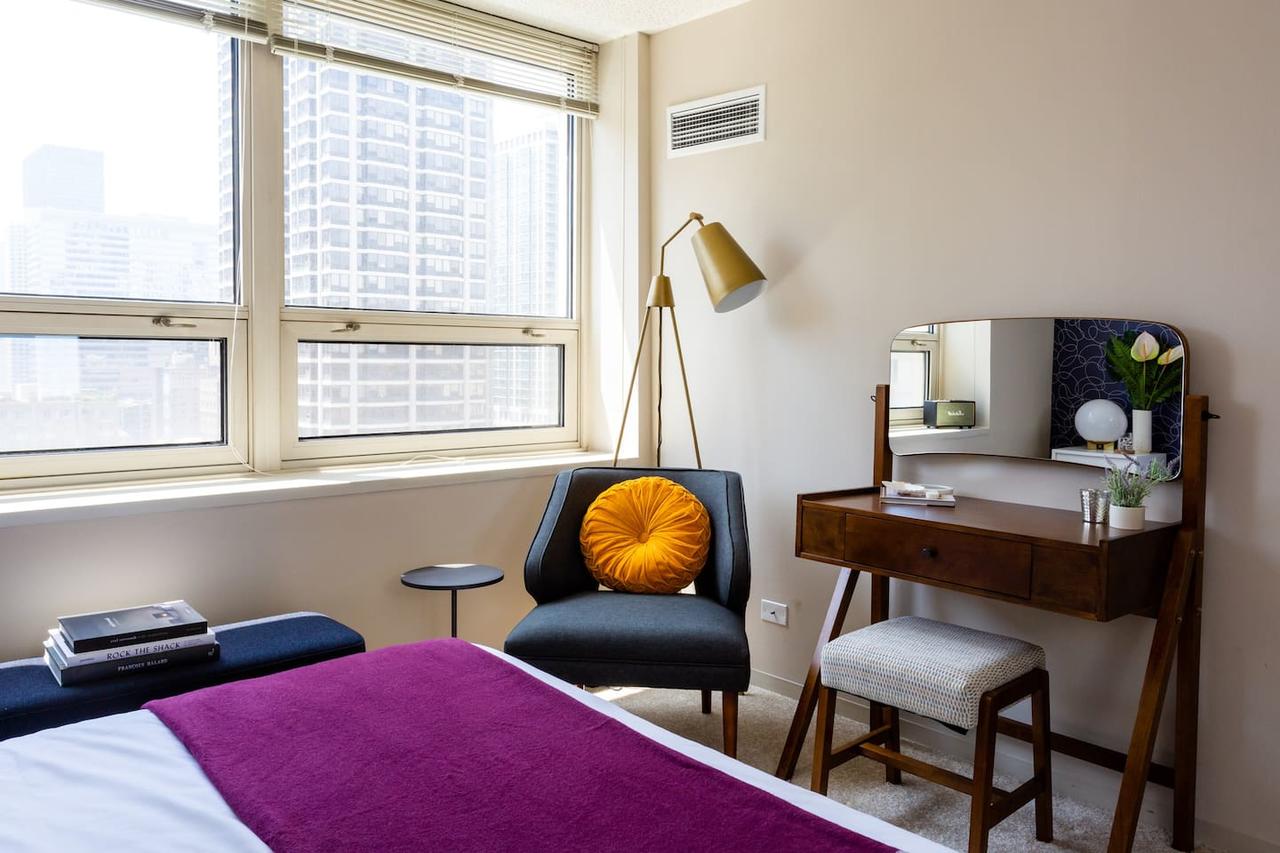 Sleek 2 BR/2BA Apt On Mag Mile By Domio - thumb 16