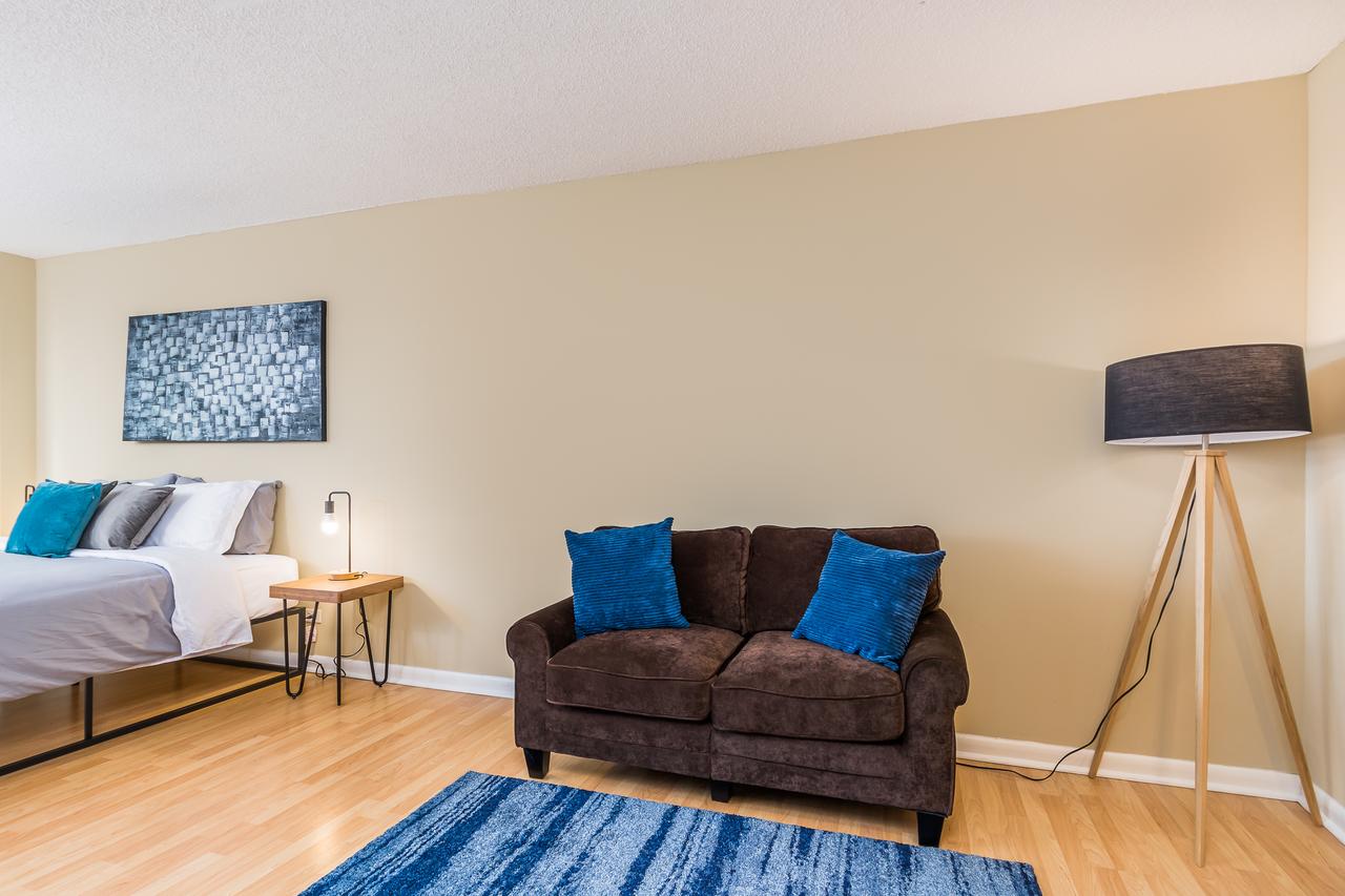 Studio Apt In The Loop Neighborhood - thumb 4