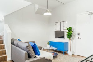 Music, NIghtlife, Food | Near Wrigley Dome M2