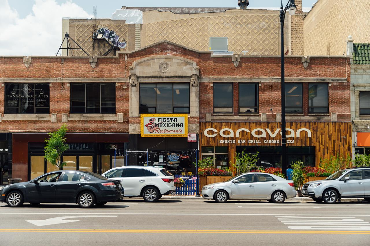 Music, NIghtlife, Food | Near Wrigley Dome M2 - thumb 31