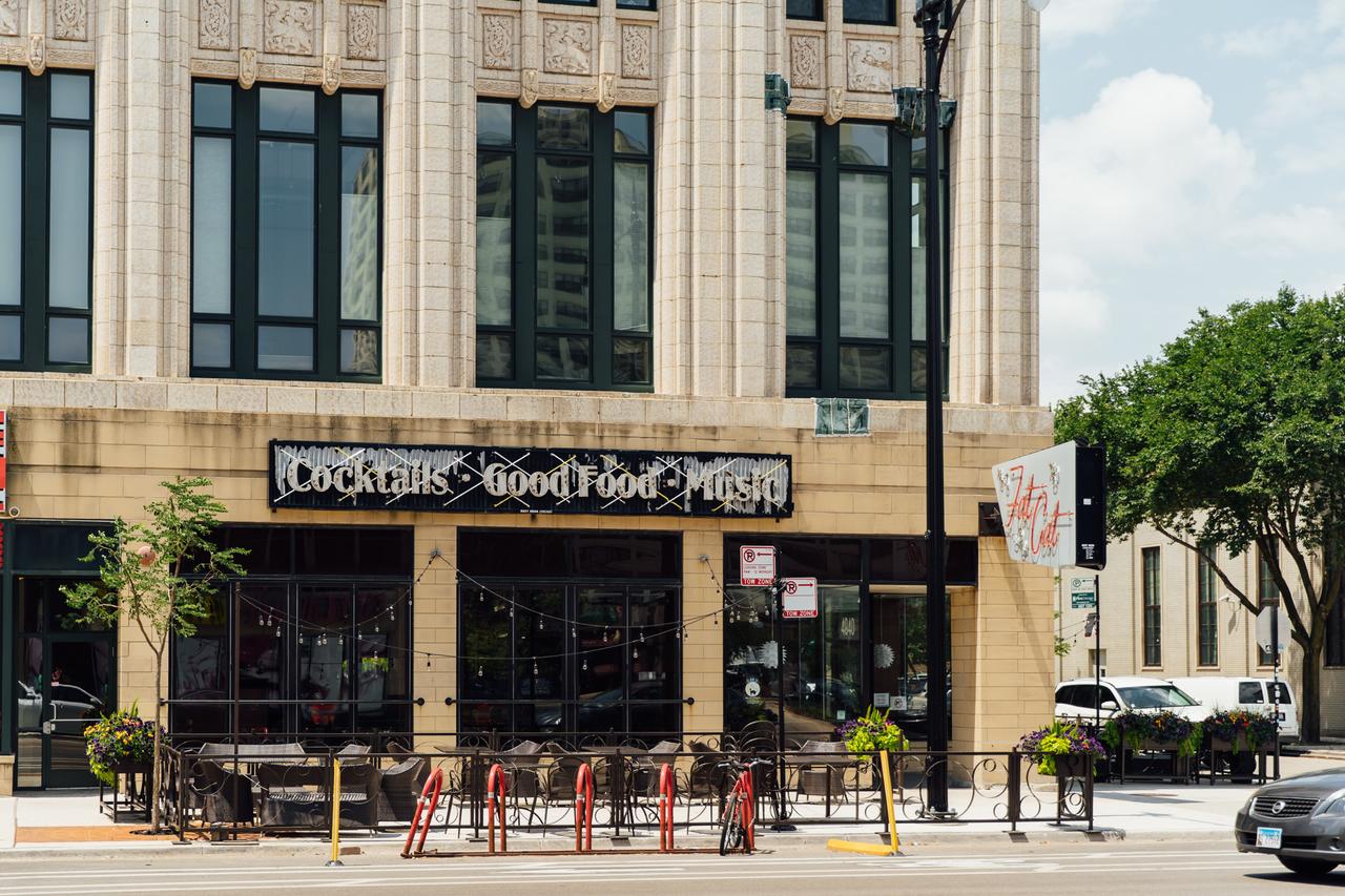 Music, NIghtlife, Food | Near Wrigley Dome M2 - thumb 18