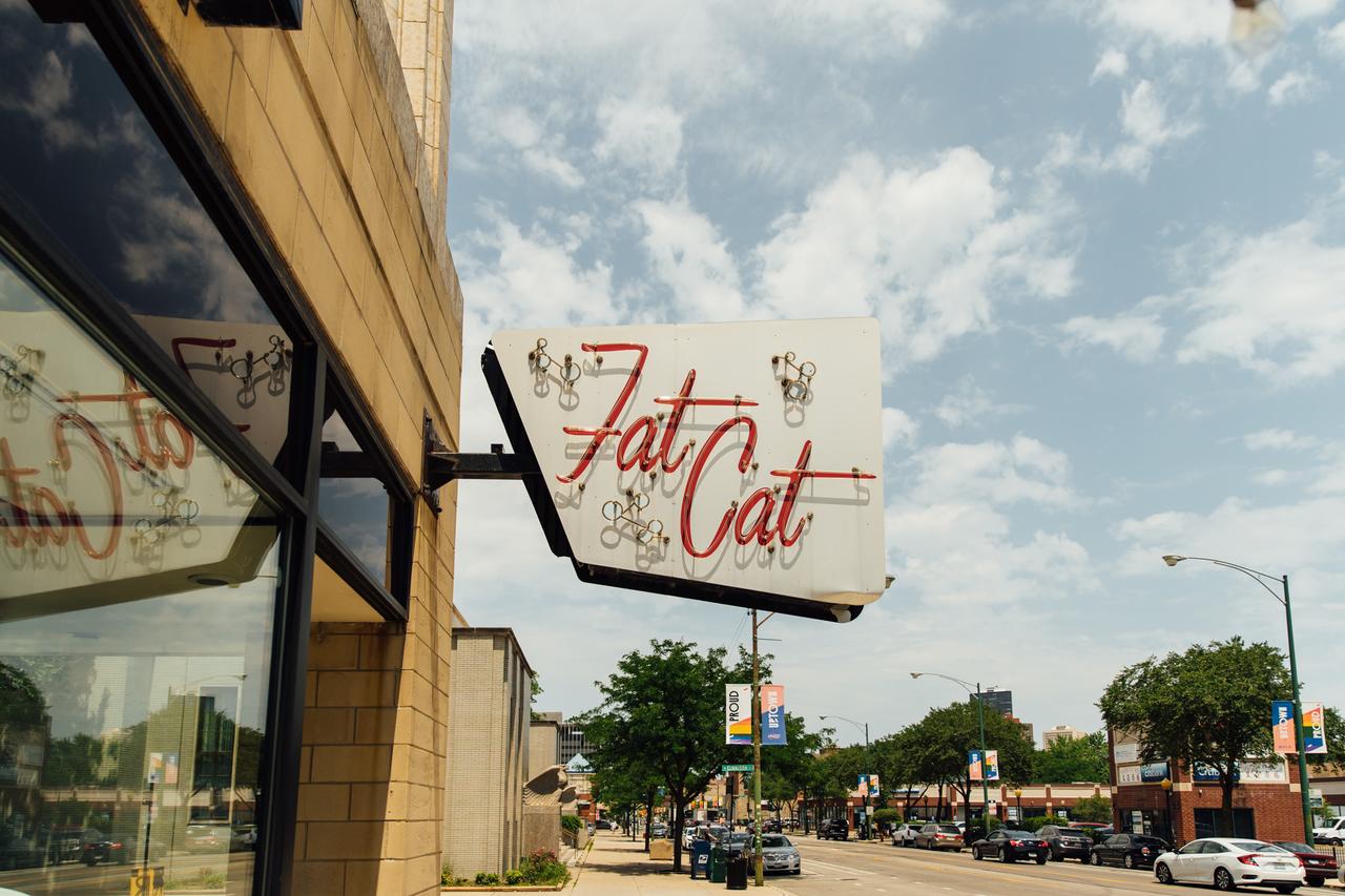 Music, NIghtlife, Food | Near Wrigley Dome M2 - thumb 33