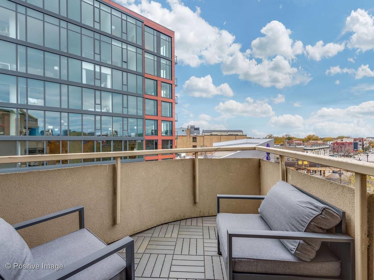 Amazing Luxruy Penthouse! - thumb 17