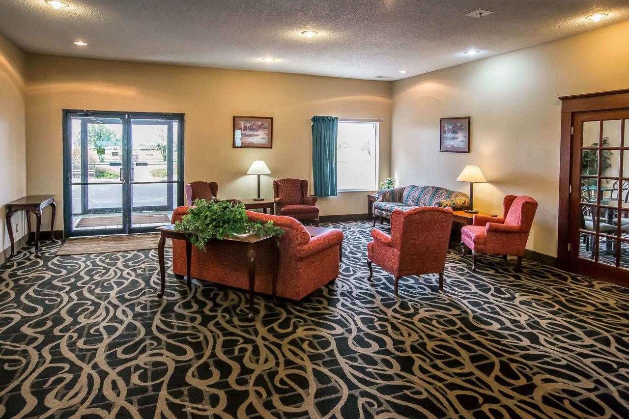 Quality Inn & Suites Mendota - thumb 1