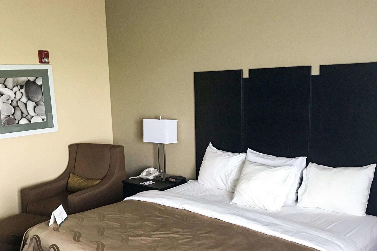 Quality Inn & Suites Mendota - thumb 11