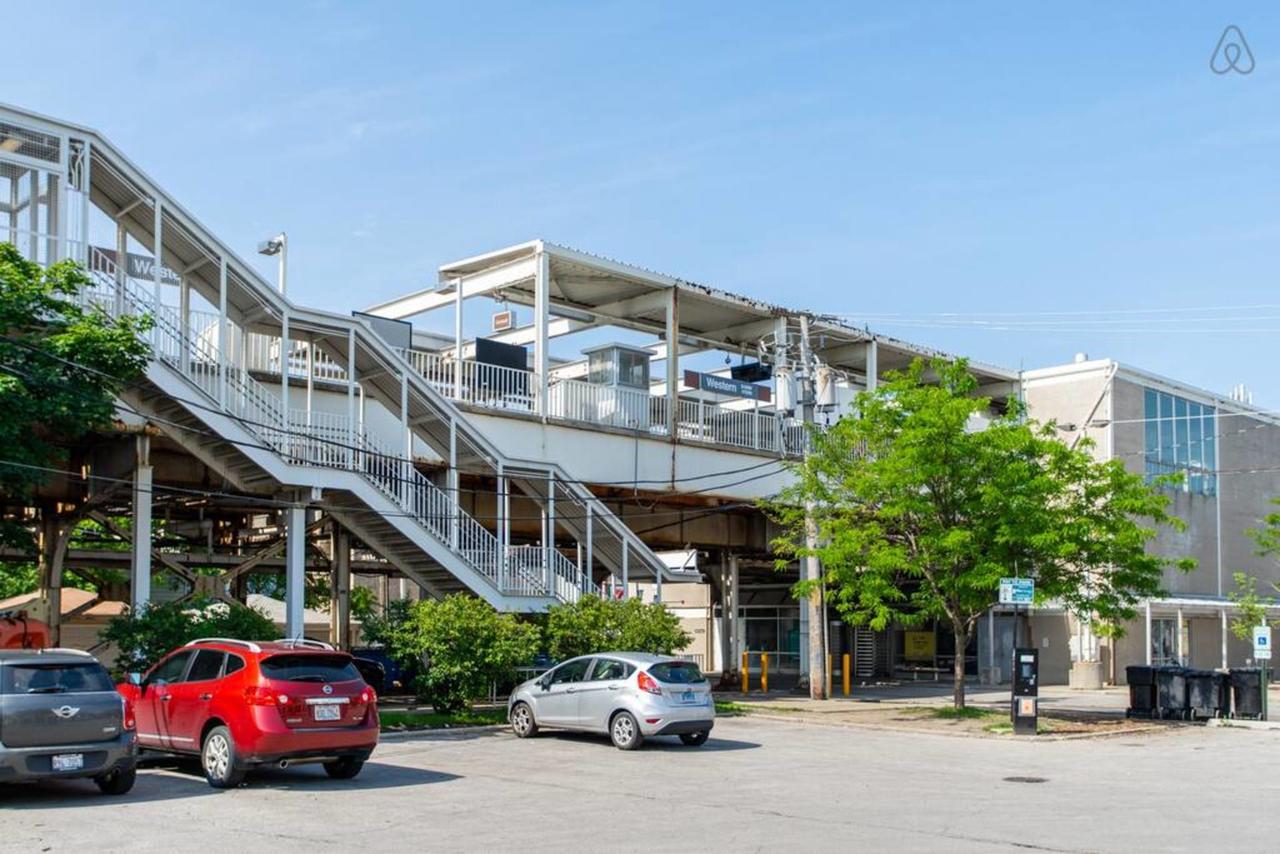 Stylish And Comfy Condo In Lincoln Square, 10 Min To Wrigley EA4 - thumb 9