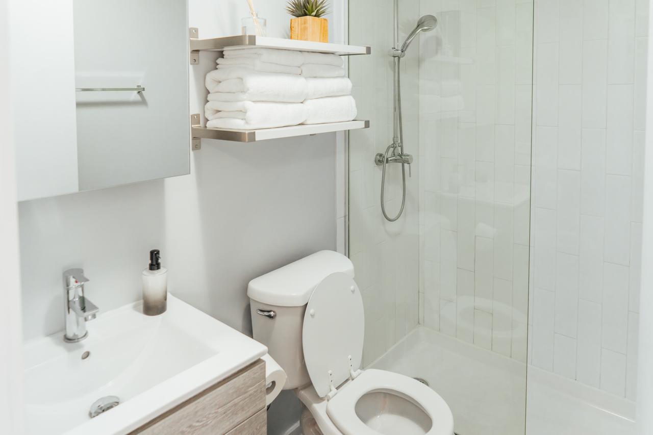 Modern Studio, Nightlife | Near Wrigley M10 - thumb 34