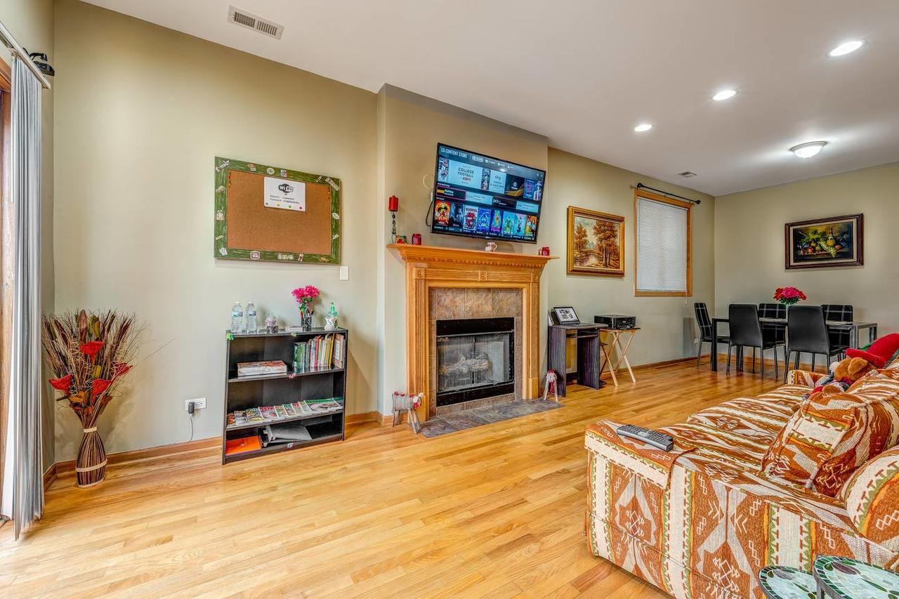 Sleeps 10 Parking Breakfast Sushi Wine Smoothies & More Hola