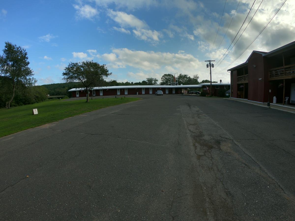 Copper Lantern Motor Lodge - thumb 5