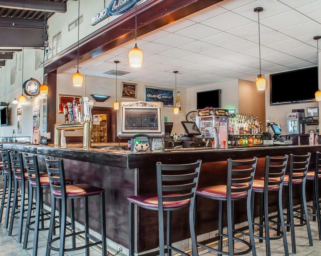 Quality Hotel & Suites At The Falls - thumb 22