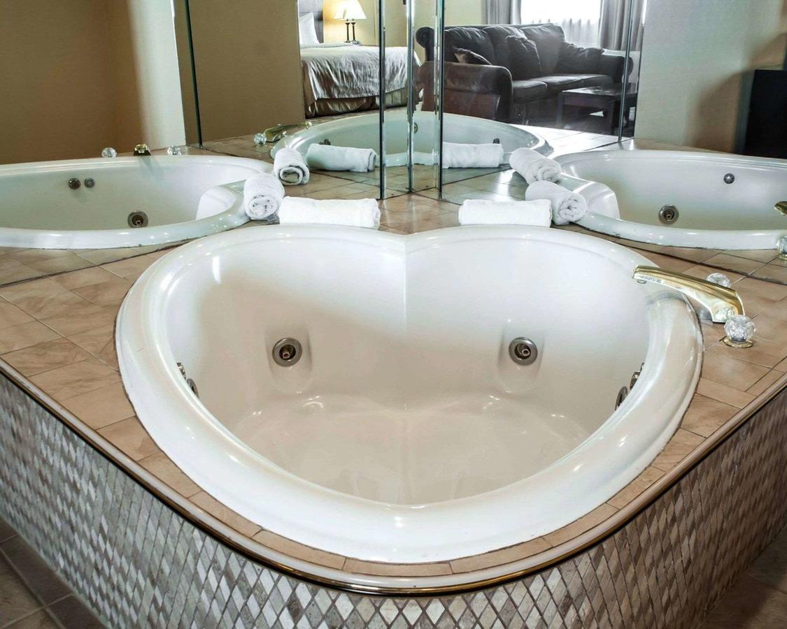 Quality Inn Buffalo Airport - thumb 1