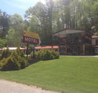 Qualla Cabins and Motel - Accommodation Chicago