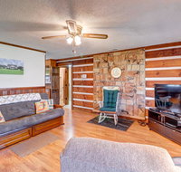 2 Bed 2 Bath Vacation home in Whittier II - Accommodation Chicago