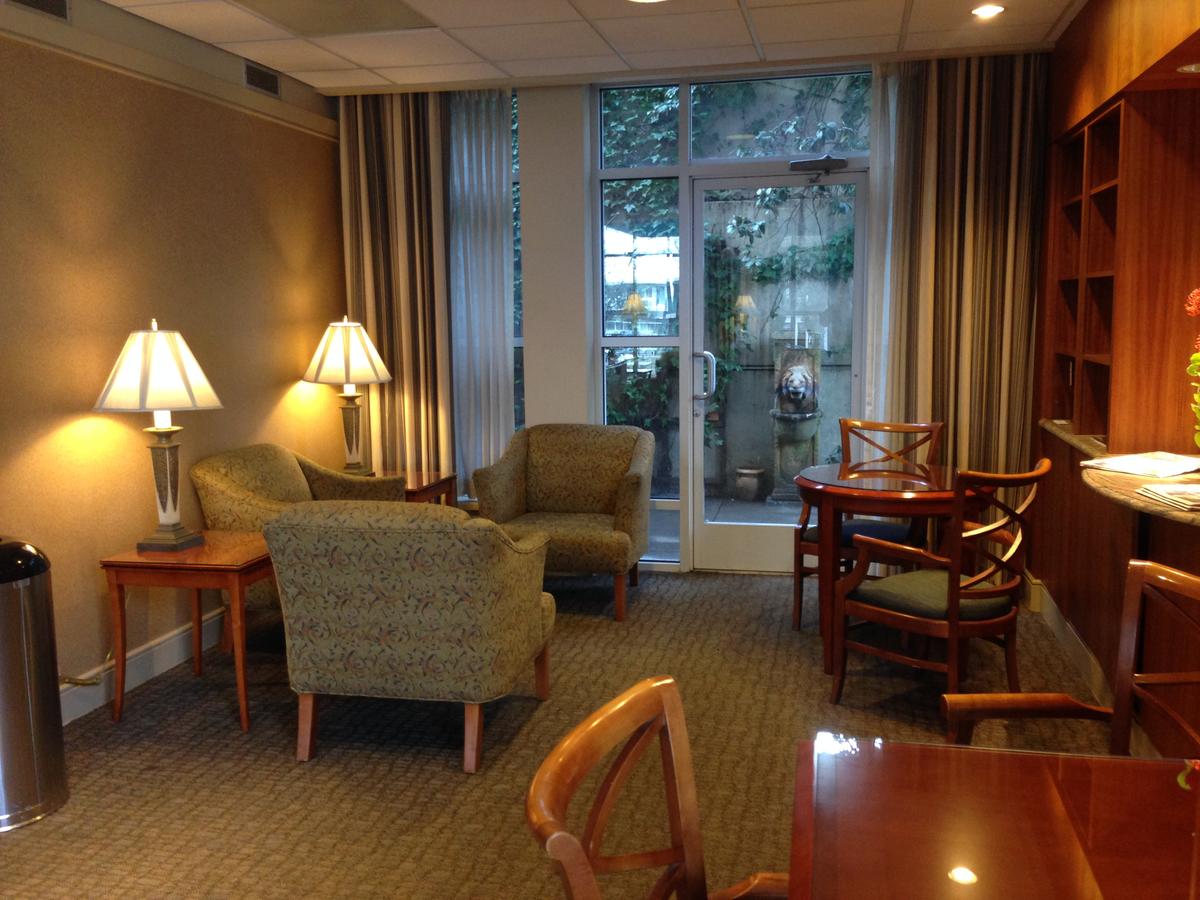 Park Lane Suites & Inn - thumb 20