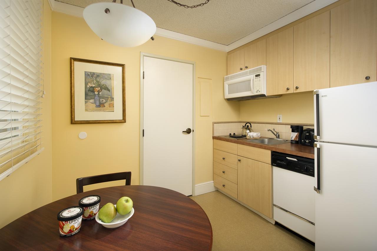 Park Lane Suites & Inn - thumb 1