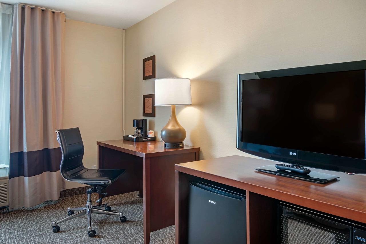 Comfort Inn & Suites Salem - thumb 7