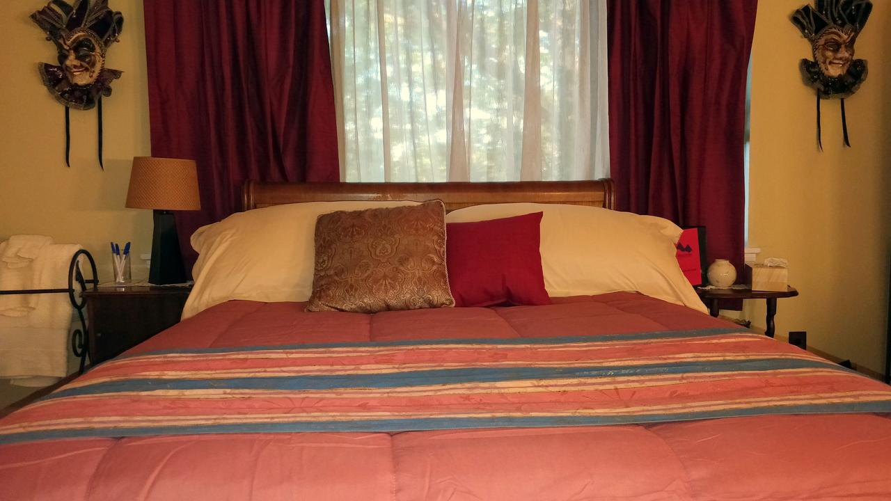 Maurrocks - A Pocono Mountains B&B - thumb 9