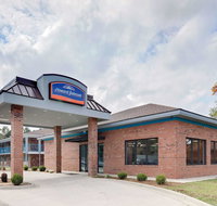 Howard Johnson by Wyndham Florence - Accommodation Chicago