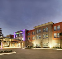 Holiday Inn Express  Suites - Summerville - Accommodation Chicago