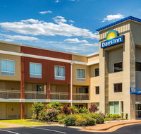 Days Inn by Wyndham Florence Near Civic Center - Accommodation Chicago