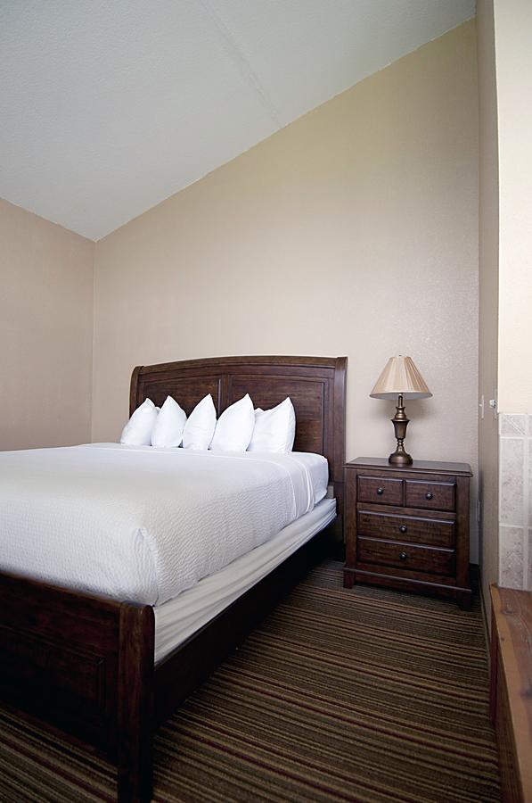 Tremont Lodge & Resort - thumb 36