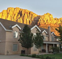 Novel House Inn at Zion - Accommodation Chicago