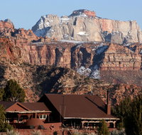 Zion Villa - Accommodation Chicago