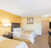 Days Inn by Wyndham Colchester Burlington - Accommodation Chicago