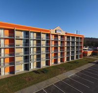 Howard Johnson by Wyndham Lexington - Accommodation Chicago