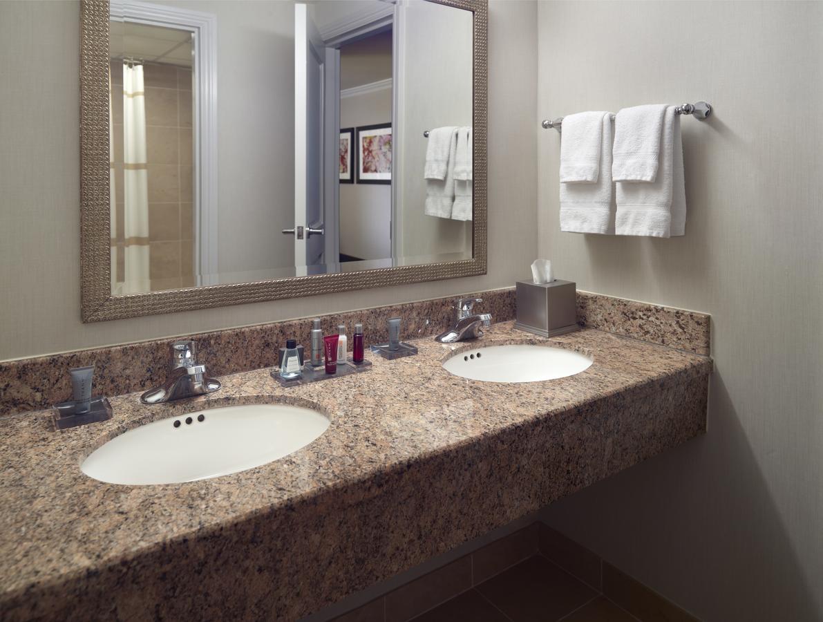 Washington Dulles Airport Marriott - thumb 14