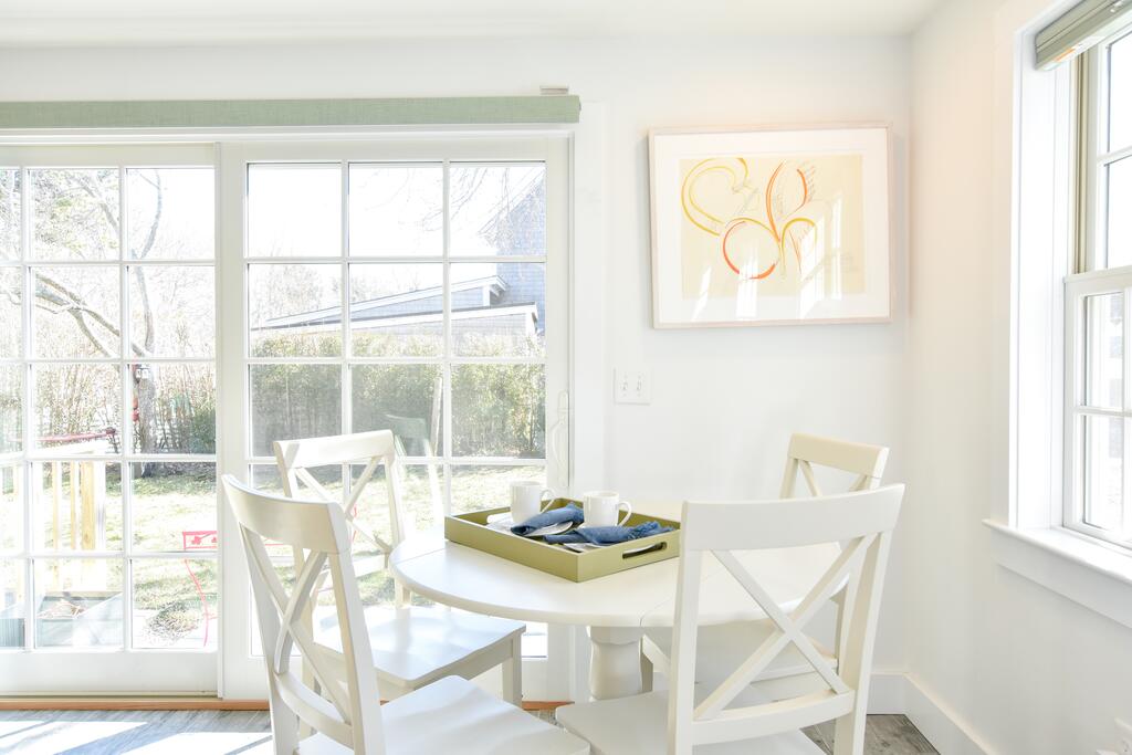 134: Newly Renovated East End W/ Deeded Beach Access, Roof Deck W/ Water Views! - thumb 0