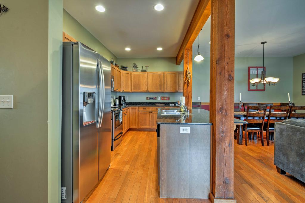 'Bozeman Getaway' With Mtn Views - 10 Min To Downtown - thumb 3