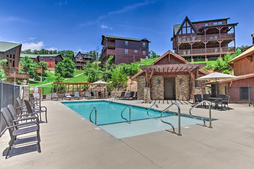 'Madison Bear Garden' With Hot Tub & Pool Access - thumb 2