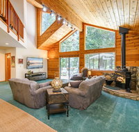 12125 Snowpeak Way Home - Accommodation Chicago