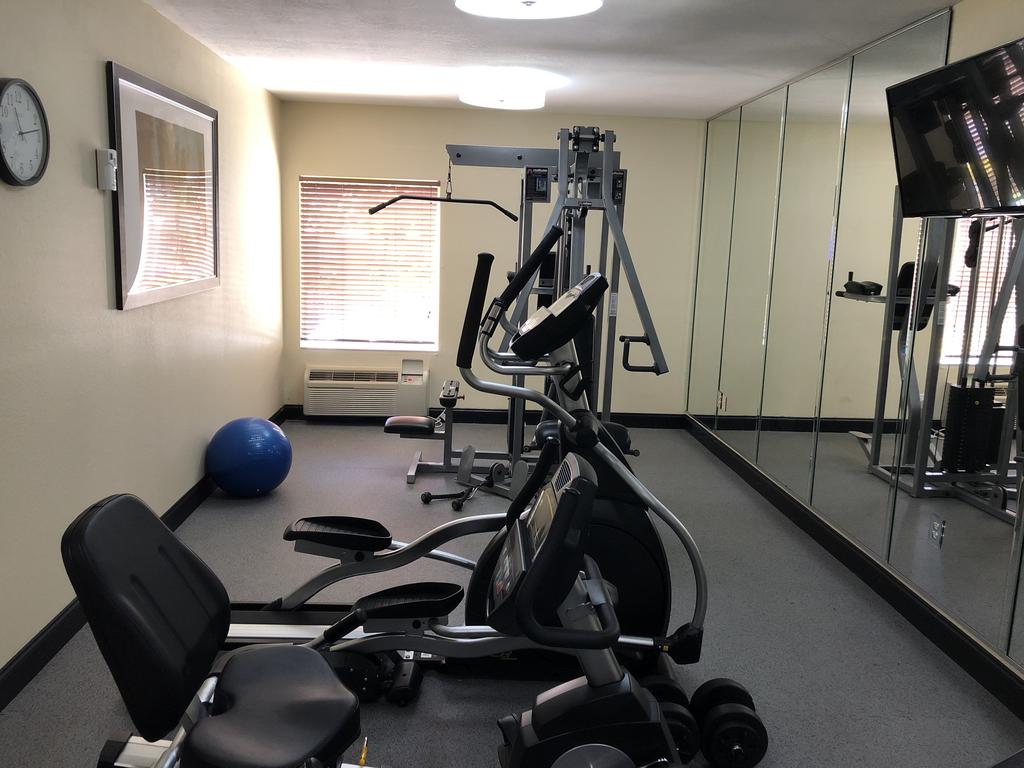 Best Western Plus Bradenton Hotel & Suites - thumb 1