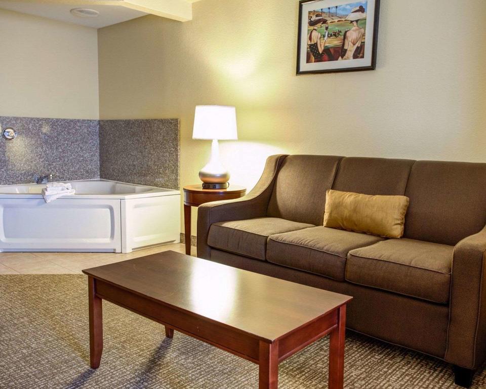 Comfort Suites Ocala North - thumb 2