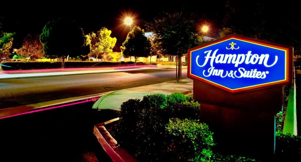 Hampton Inn & Suites Fresno - thumb 3