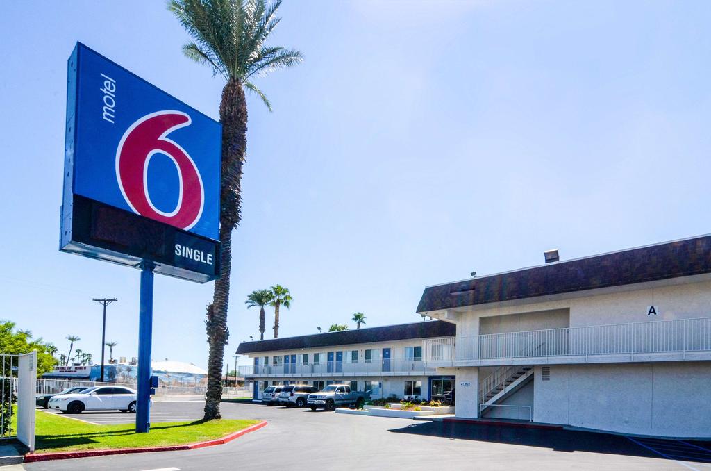 Motel 6-Indio, CA - Palm Springs - thumb 0