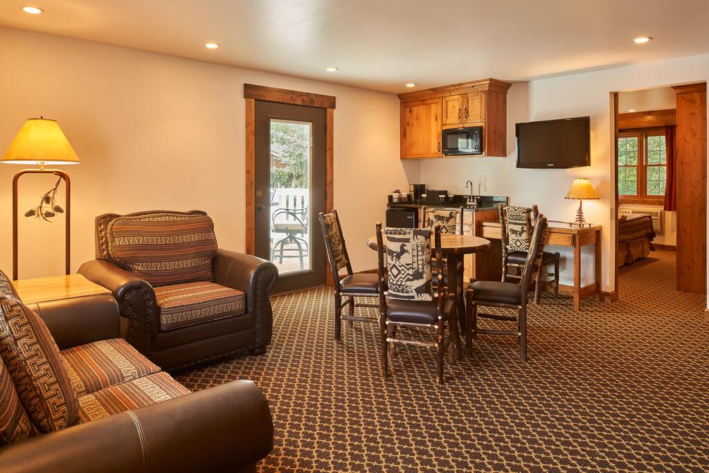 Parkway Inn - thumb 2