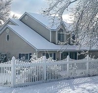 Private 2-Story Home 10 Miles to Bryce Canyon - Accommodation Chicago